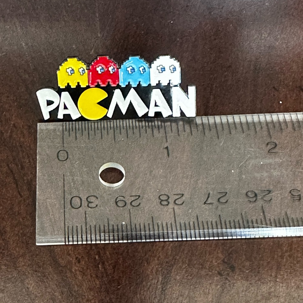 Pac-Man Pin - Picture 2 of 7